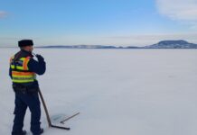 A Balaton déli partján már alkalmas a jég a rajta tartózkodáshoz