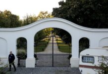 Büntetőeljárás indult Hatvanpuszta ügyében – hivatali visszaélést is vizsgál a rendőrség