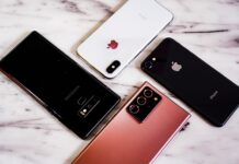 Márkás mobiltelefonokat és több készpénzt találtak a pénzügyőrök Röszkén