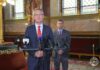 A Fidesz és a KDNP csütörtök este a Sándor-palota előtt tüntetésen tiltakozik az alaptörvény módosítása ellen