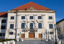 A Karmelita őre segített egy lengyel nőn a Budai Várban