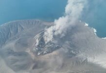 Lávát okád az Anak Krakatau: több száz járatot érintett a vulkán kitörése