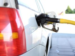 A cseh kormány szükség esetén korlátozza az energia- és üzemanyagárakat