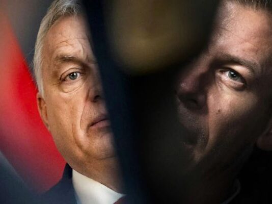 Rekordmagas Magyar Péter előnye Orbán Viktorral szemben egy népszerűségi kutatásban